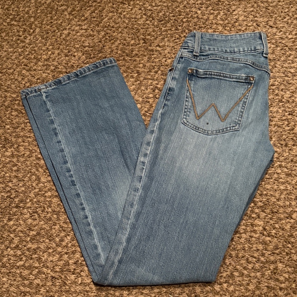 27x34 (5x34) Wrangler Light Blue bootcut Jeans